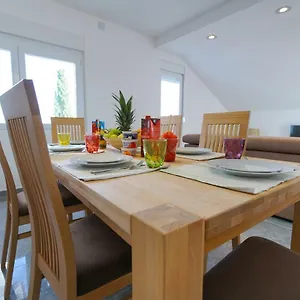  Apartament Summer Fever